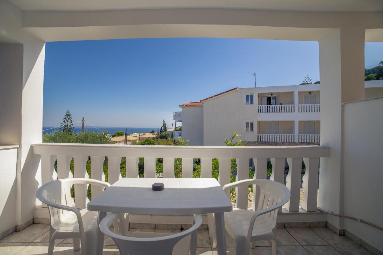 All In Krinas Apart-Hotel Αργάσι Εξωτερικό φωτογραφία