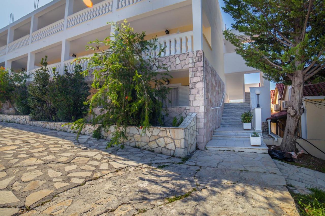 All In Krinas Apart-Hotel Αργάσι Εξωτερικό φωτογραφία